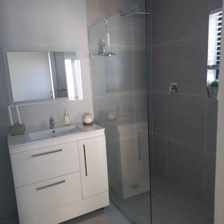 6 Bedroom Property for Sale in Jacobsbaai Western Cape
